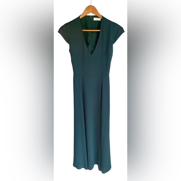 Babaton Aritzia Dress 2 Hamptons Dark Green V-Neck Fall Slit Party Gala Wedding - Picture 1 of 10